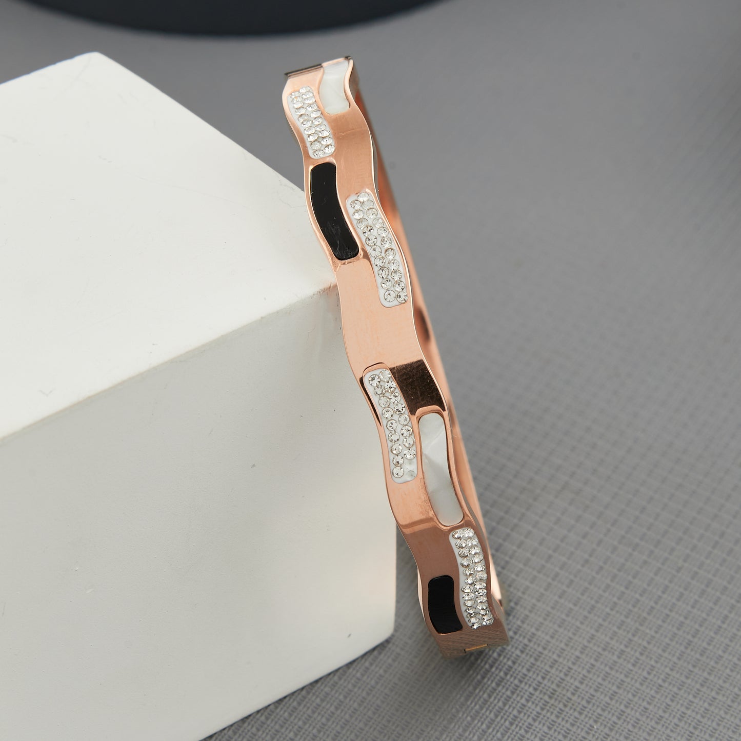 ORIYA ROSE GOLD BRACELET